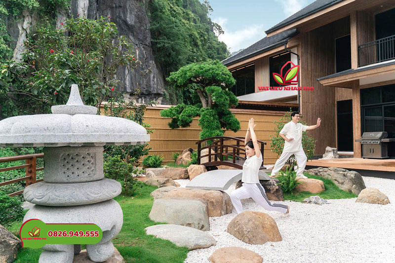 Tấm tre nhân tạo trang trí tiểu cảnh ngoài trời hạn chế tối đa các nhược điểm của tre tự nhiên